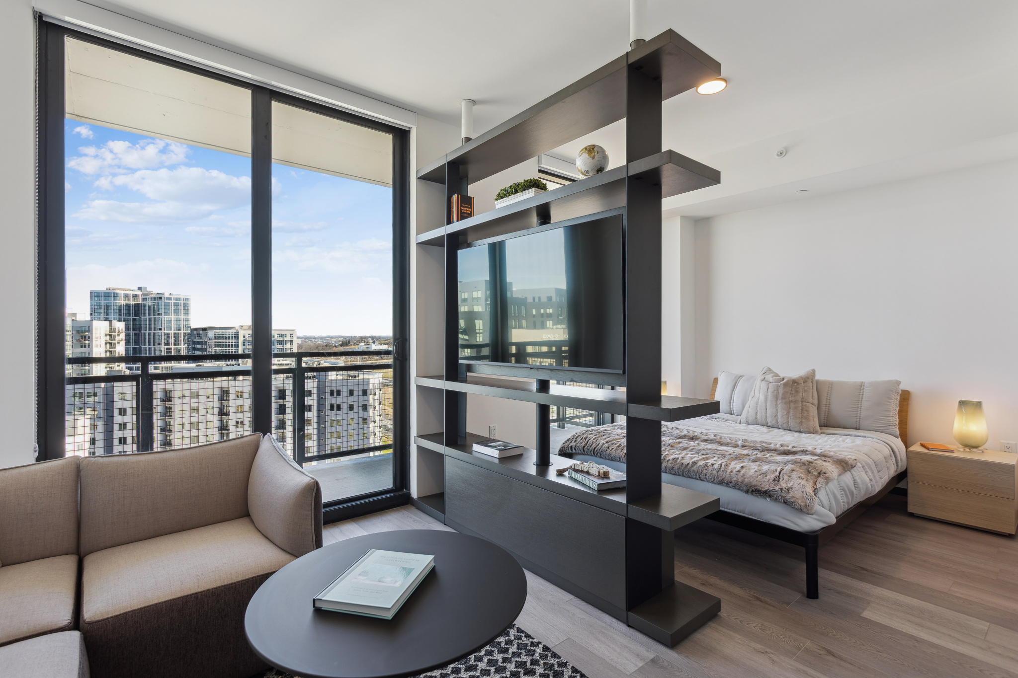 MEET THE JR 1 BEDROOM Image 2