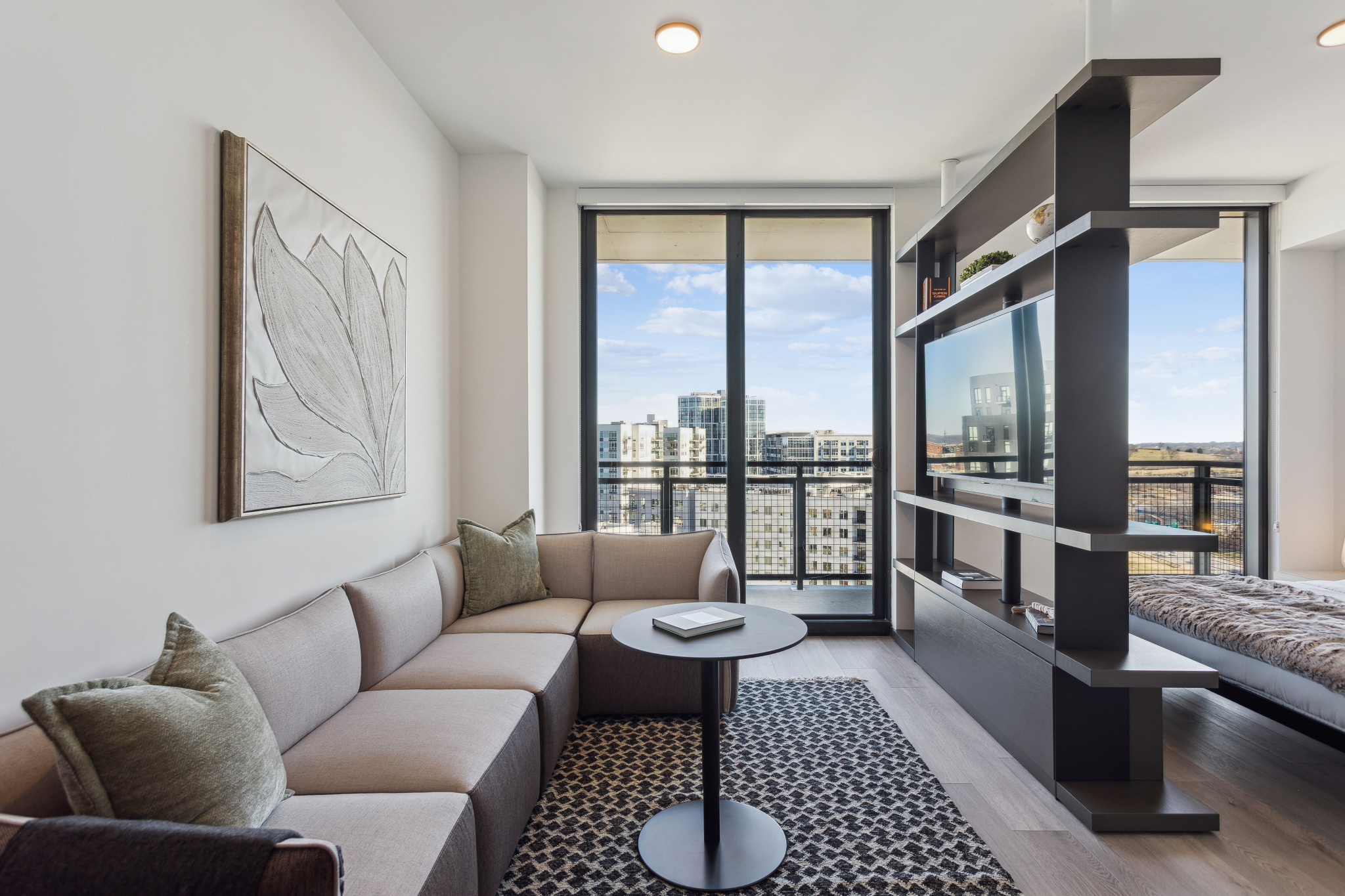 MEET THE JR 1 BEDROOM Image 1